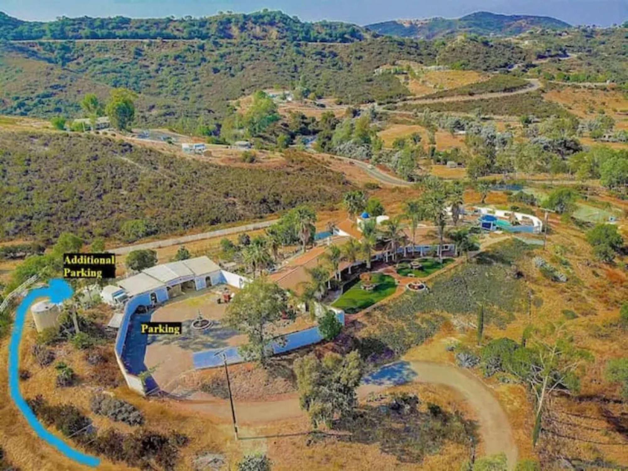 Private Home On 10 Acres - Heated Salt Pool & Jacuzzi, Mountain & City Views, Horseshoes, Basketball, Bbq, Golf Putting, Foosball, Croquet, Bose Stereo, White Cotton Bedding - Hilltop Hacienda, Pool Heat Optional Jamul Exterior foto